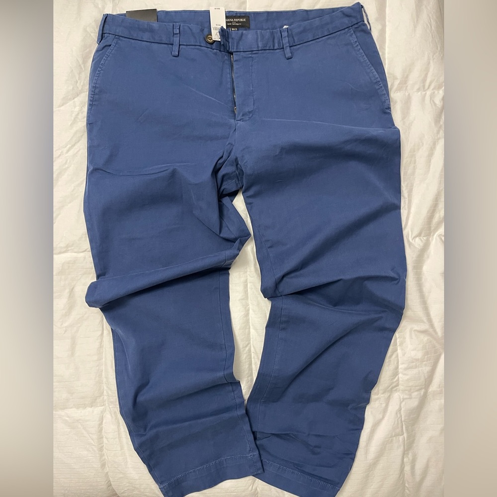 Banana Republic Chino